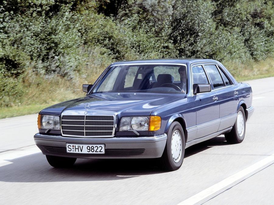  Mercedes-Benz 560 SE (W126) 1988 года  (фото 3 из 3)